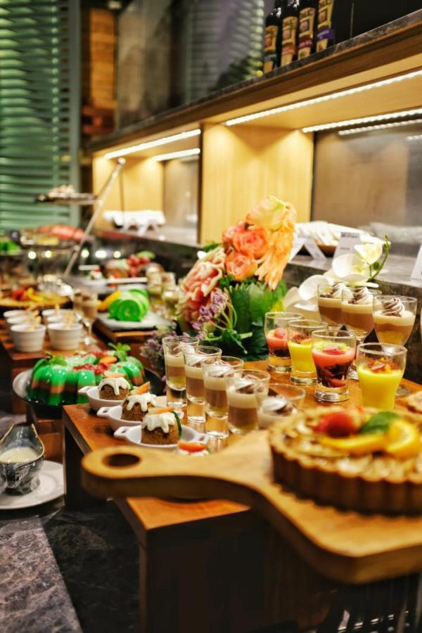 The Manohara Hotel יוגיאקרטה מראה חיצוני תמונה